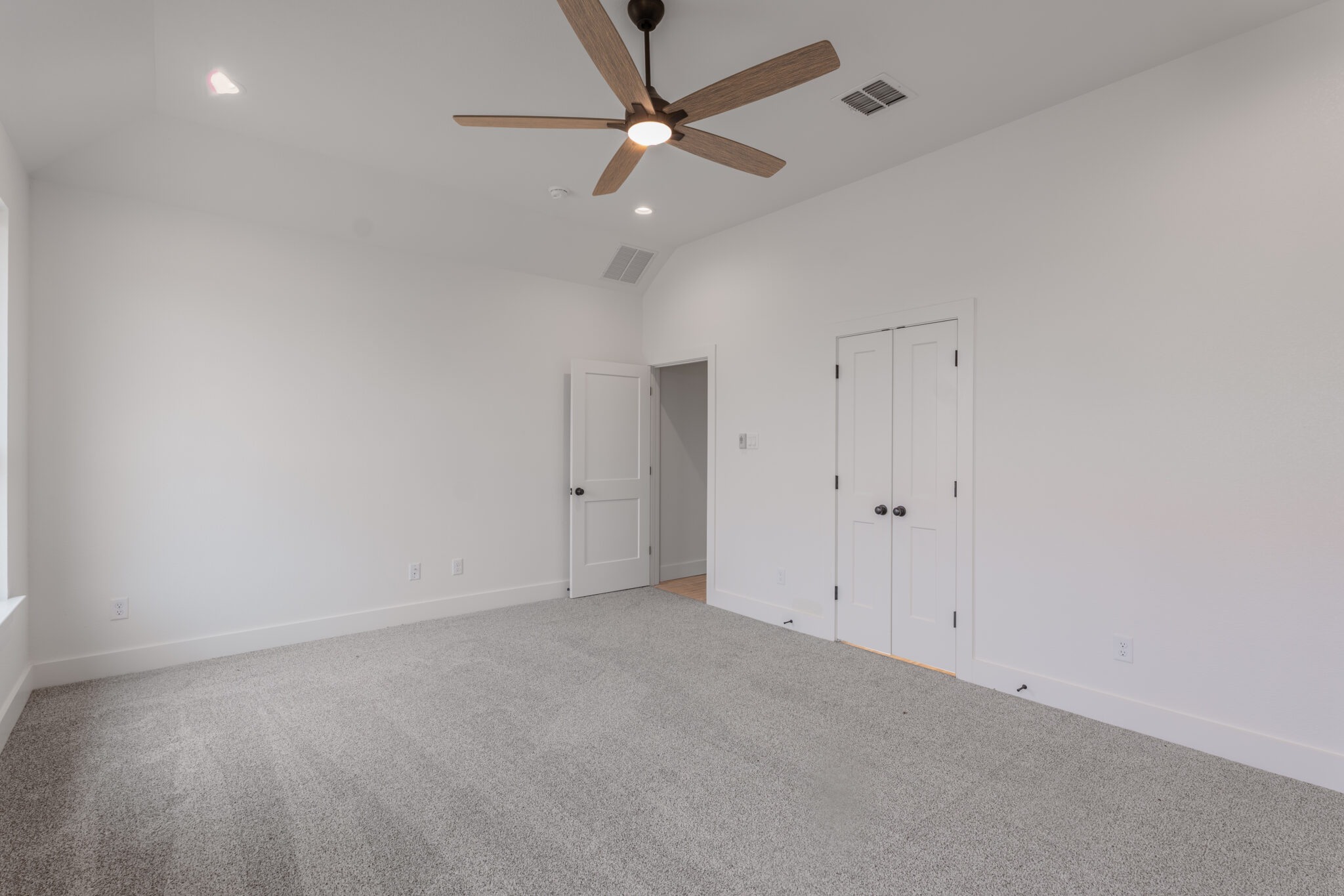 SkyTop Homes