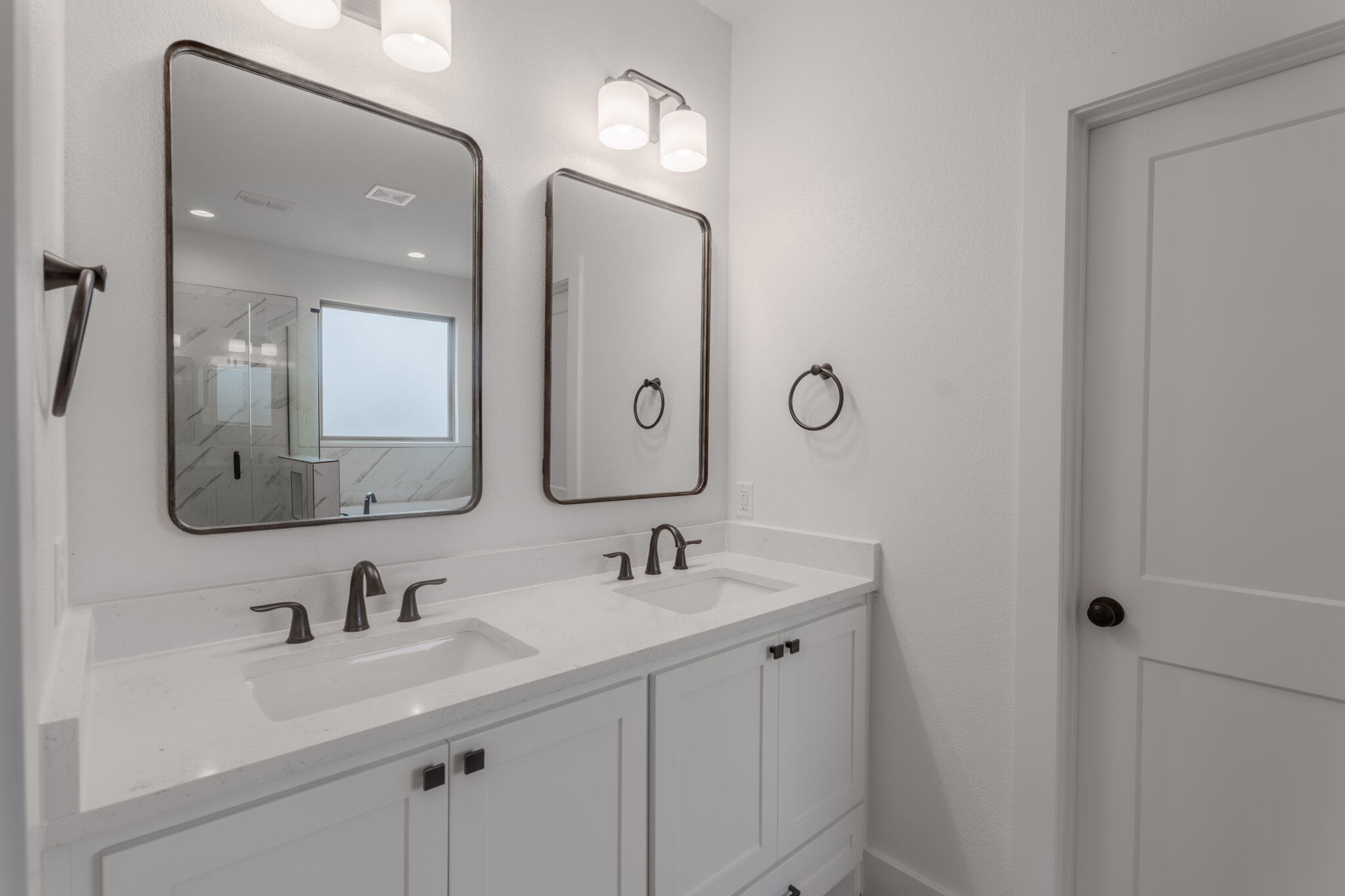 SkyTop Homes