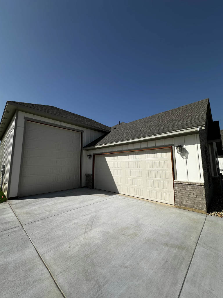 SkyTop Homes